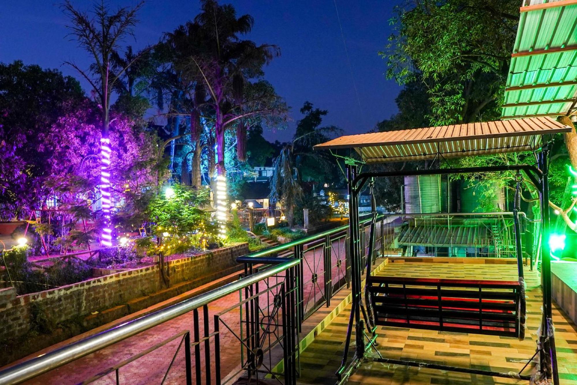 Hotel Kumar Plaza Matheran Exteriér fotografie
