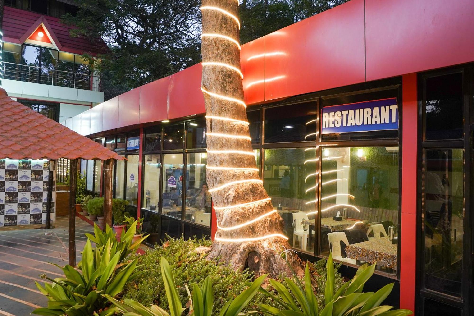 Hotel Kumar Plaza Matheran Exteriér fotografie
