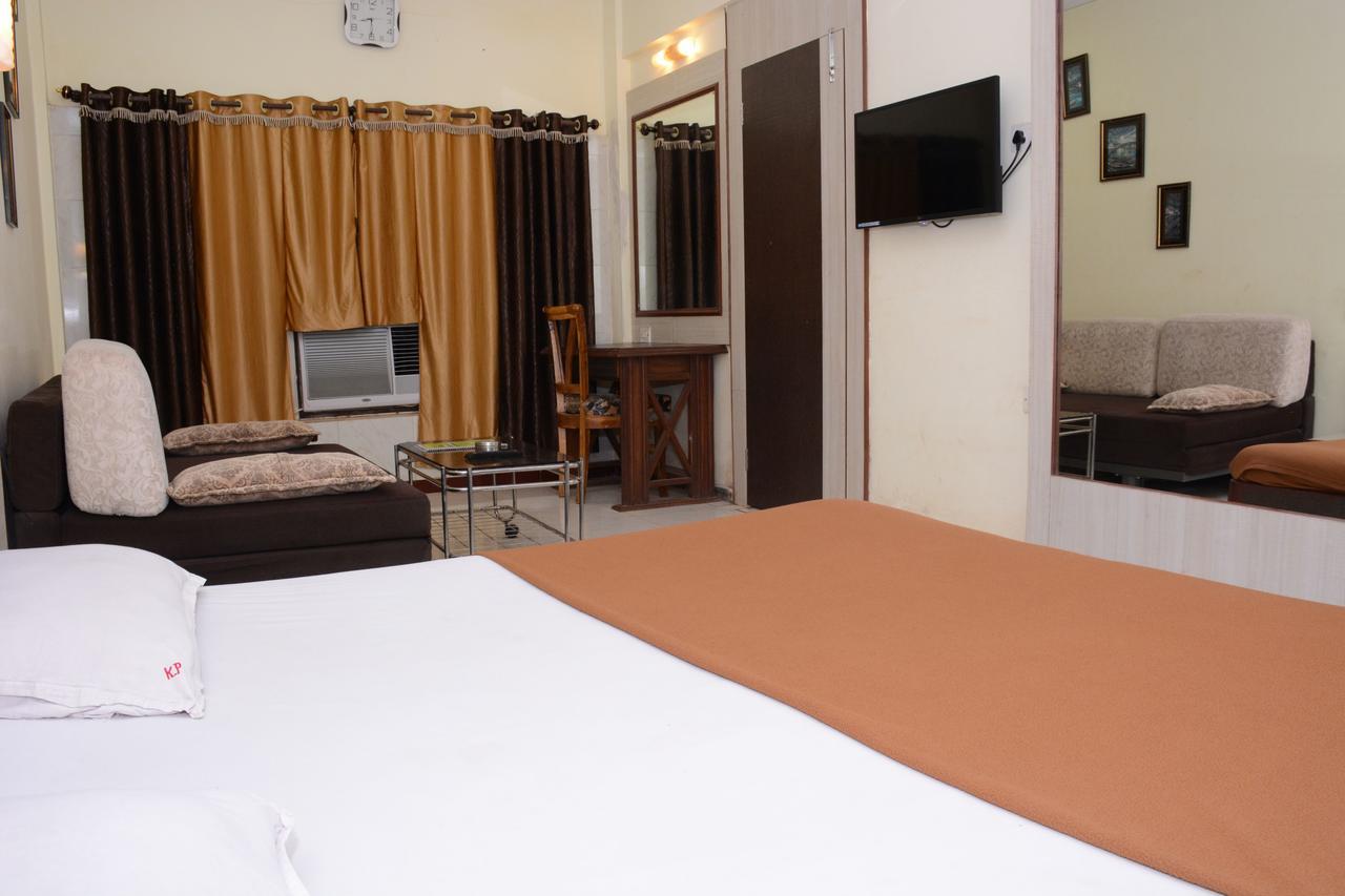 Hotel Kumar Plaza Matheran Exteriér fotografie